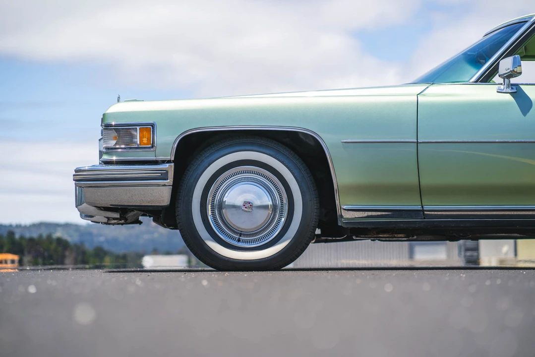 1975 Cadillac DeVille 4th Gen - Image 30 of 31