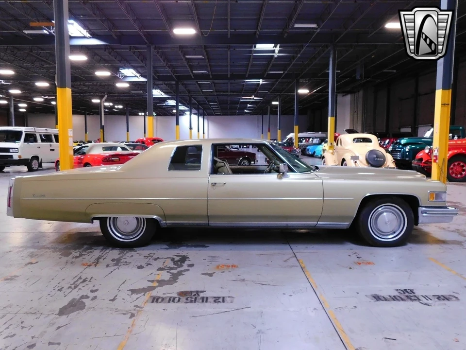 1975 Cadillac DeVille 4th Gen - Image 8 of 21