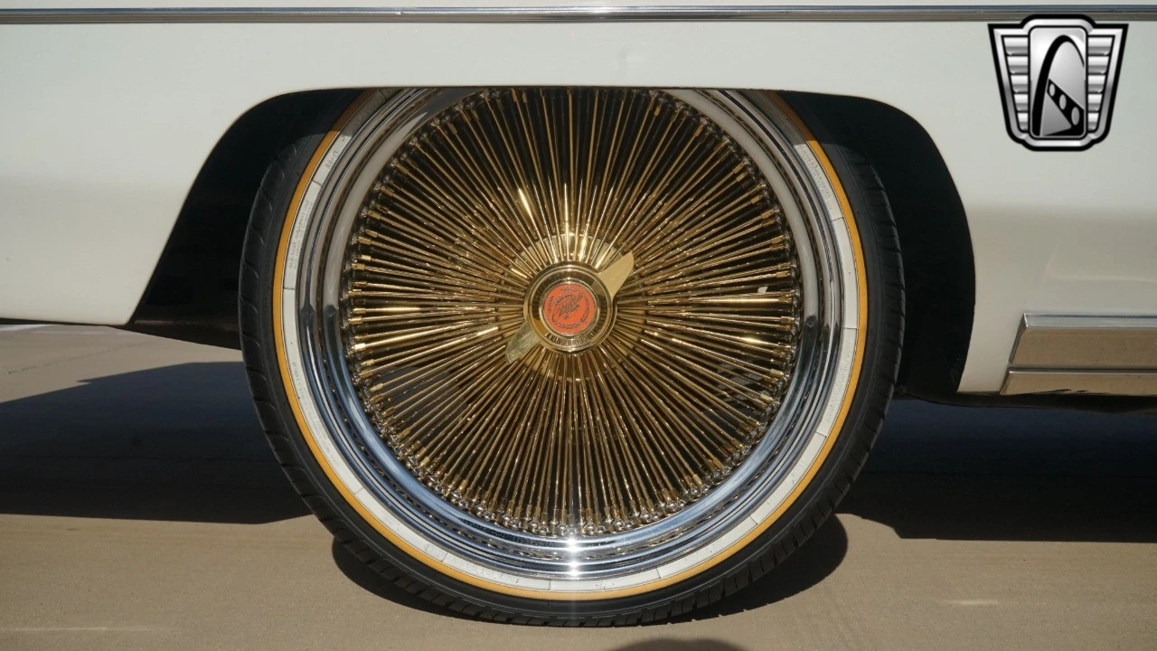 1975 Cadillac DeVille 3rd Gen - Image 11 of 12