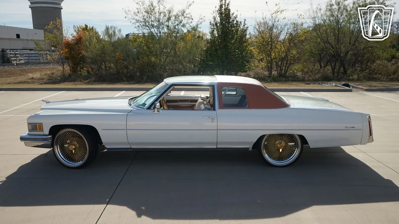 1975 Cadillac DeVille 4th Gen - Image 6 of 12