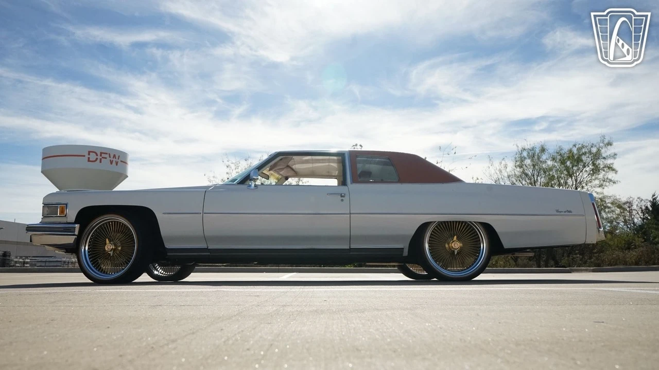 1975 Cadillac DeVille 3rd Gen - Image 9 of 12