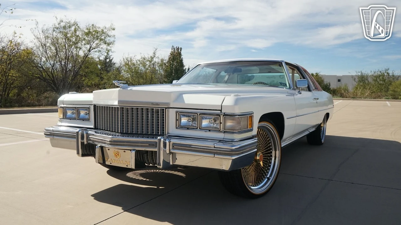 1975 Cadillac DeVille 4th Gen - Image 4 of 12