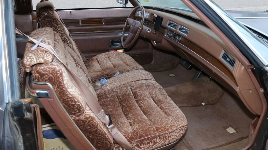 1975 Cadillac DeVille 4th Gen - Image 5 of 12