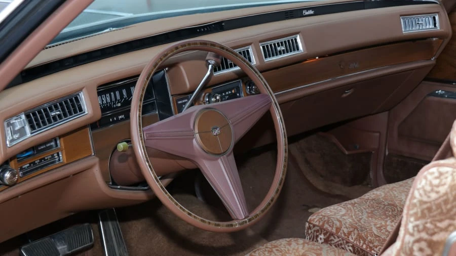 1975 Cadillac DeVille 4th Gen - Image 11 of 12