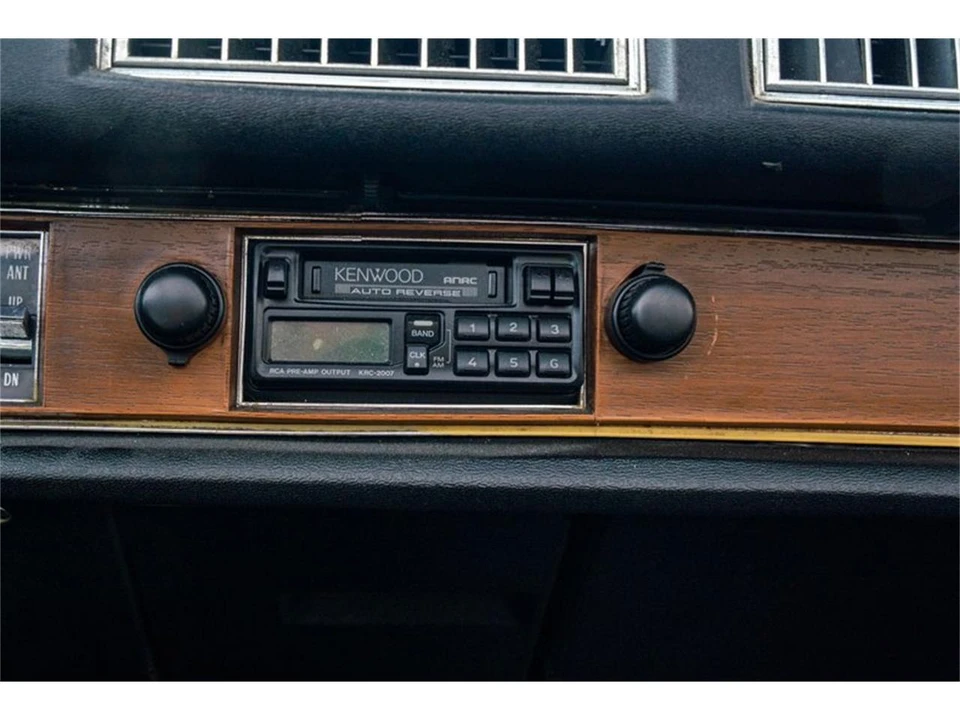 1975 Cadillac Eldorado 9th Gen - Image 26 of 31