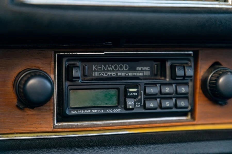 1975 Cadillac Eldorado 9th Gen - Image 23 of 27
