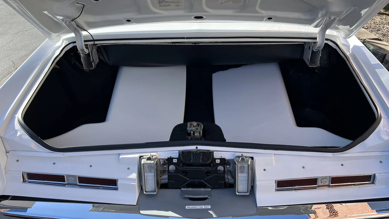 1975 Cadillac Eldorado 9th Gen - Image 7 of 9