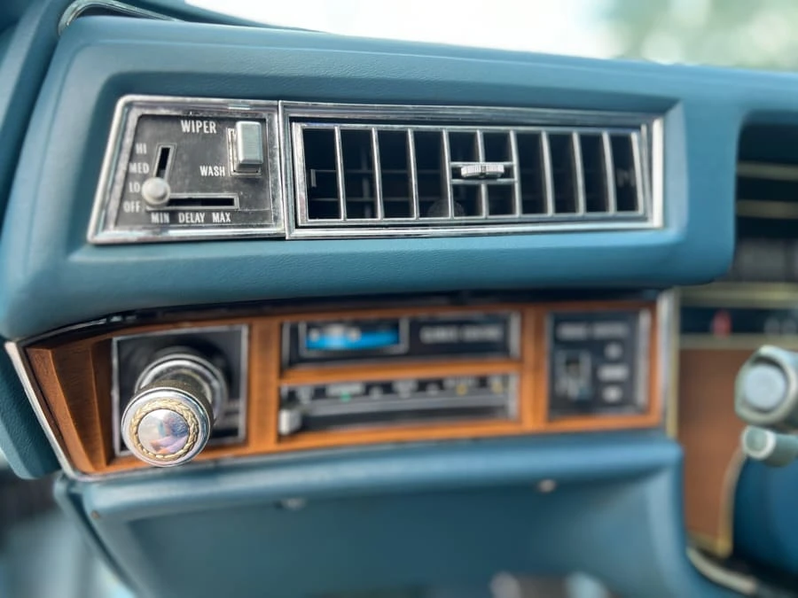 1975 Cadillac Eldorado 9th Gen - Image 16 of 27