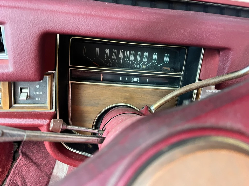 1975 Cadillac Eldorado 9th Gen - Image 9 of 12