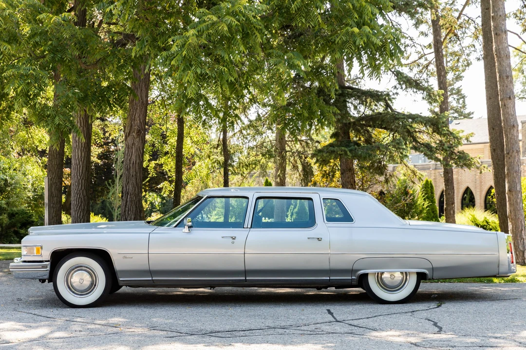 1975 Cadillac Series 70 & 75 - Image 7 of 31