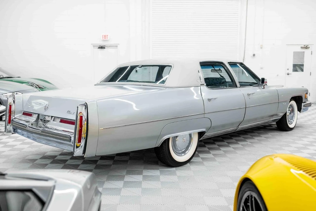 1975 Cadillac Fleetwood - Image 9 of 31