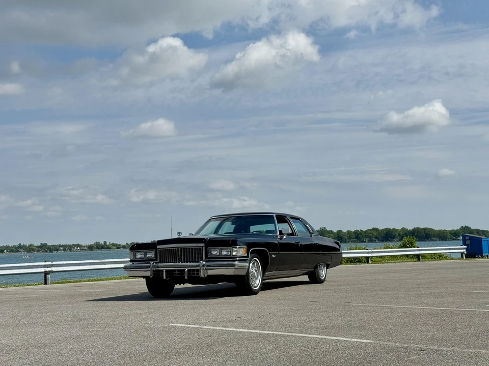 1975 Cadillac Sixty Special - Image 2 of 31