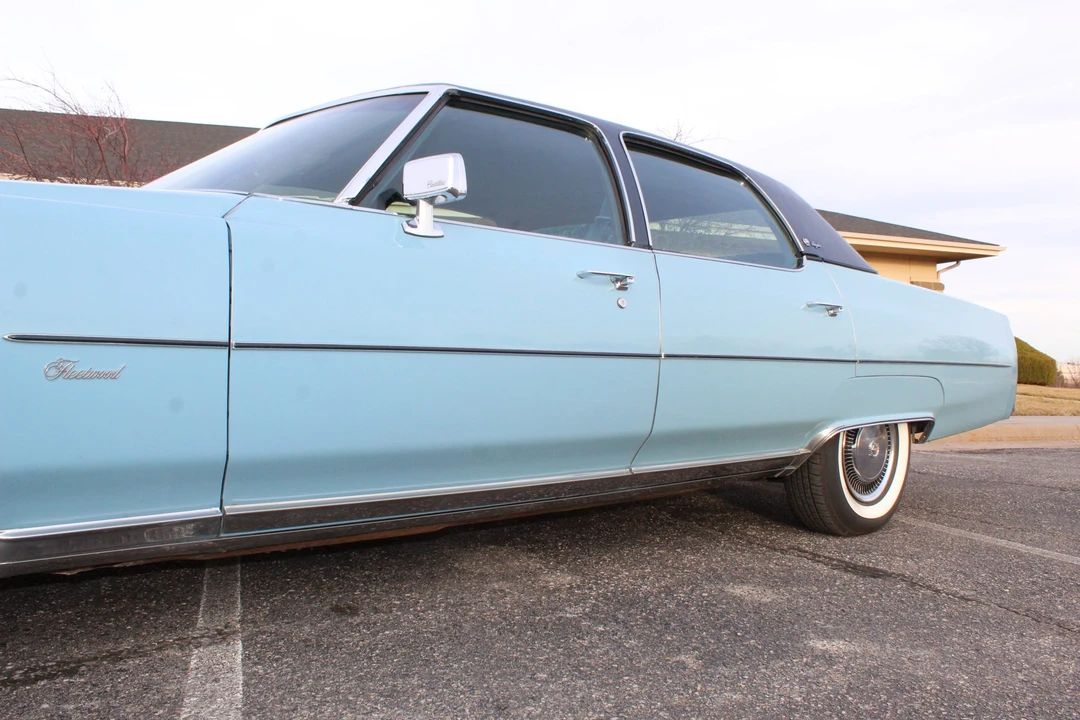 1975 Cadillac Sixty Special - Image 13 of 31