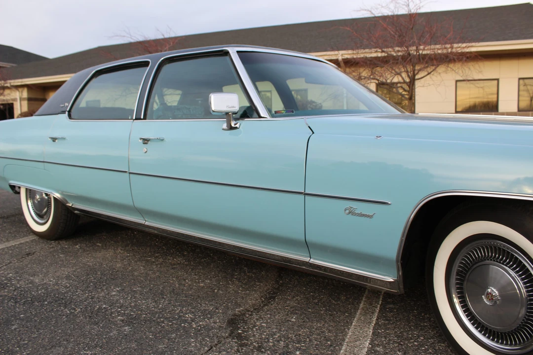 1975 Cadillac Sixty Special - Image 10 of 31