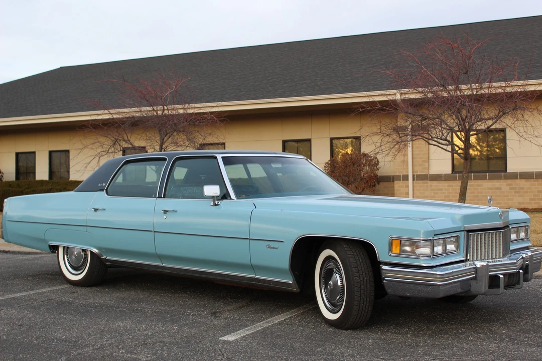 1975 Cadillac Sixty Special - Image 3 of 31