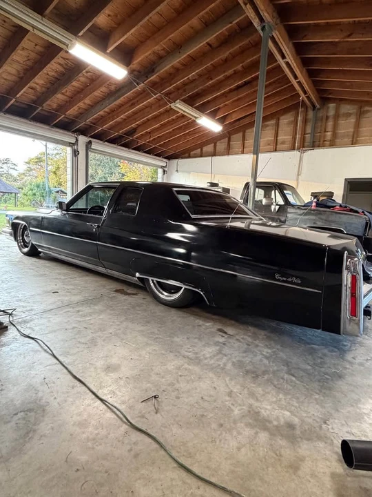 1975 Cadillac DeVille 4th Gen - Image 3 of 8