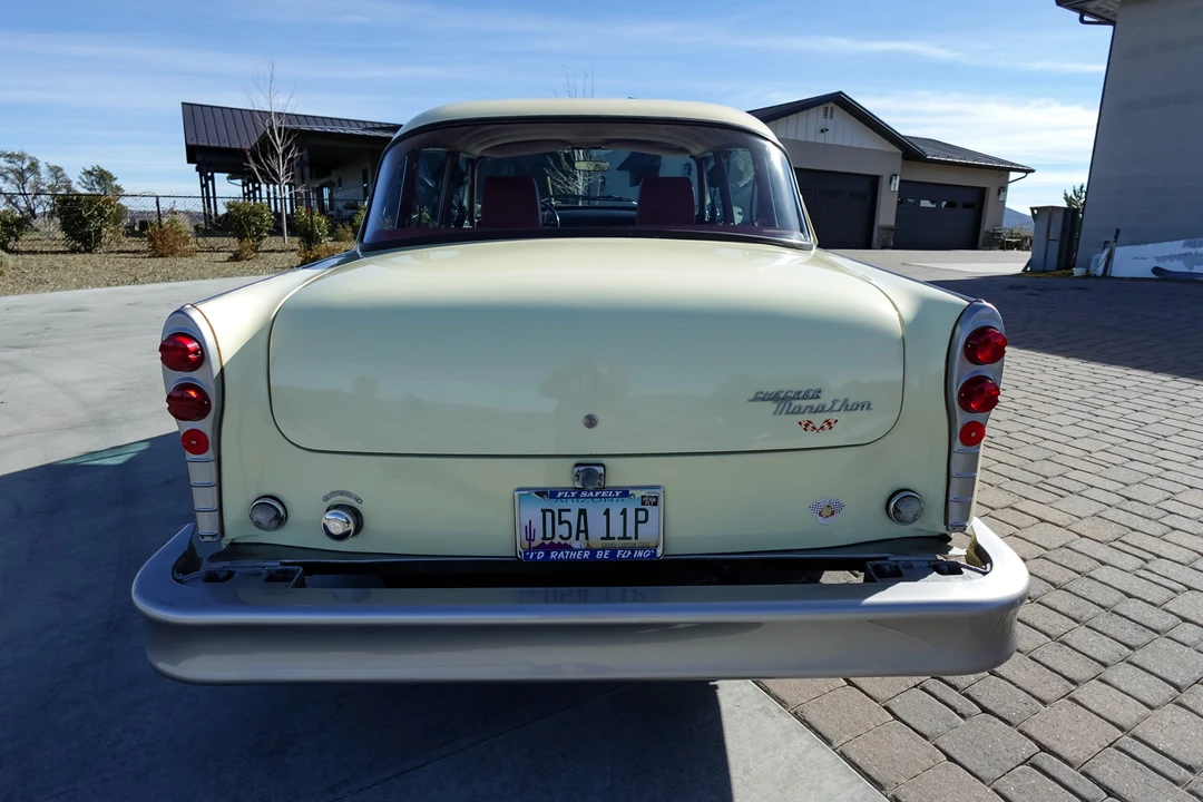 1975 Checker - Image 9 of 31
