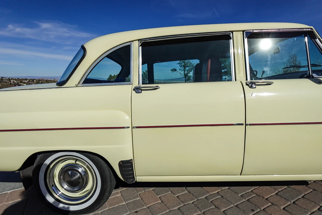 1975 Checker - Image 26 of 31
