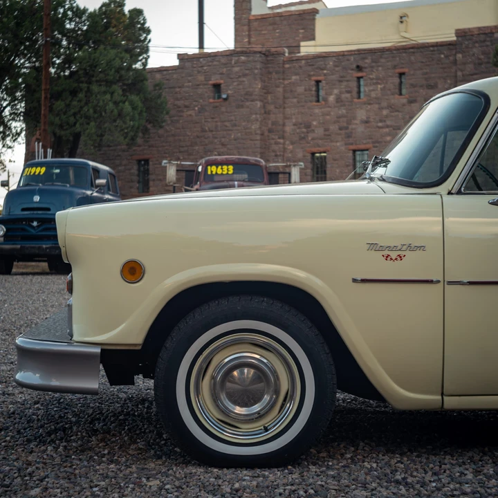 1975 Checker - Image 13 of 31