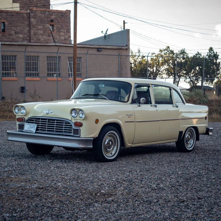 1975 Checker - Image 2 of 31