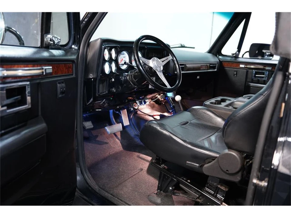 1975 Chevrolet K5 Blazer 2nd Gen - Image 4 of 31