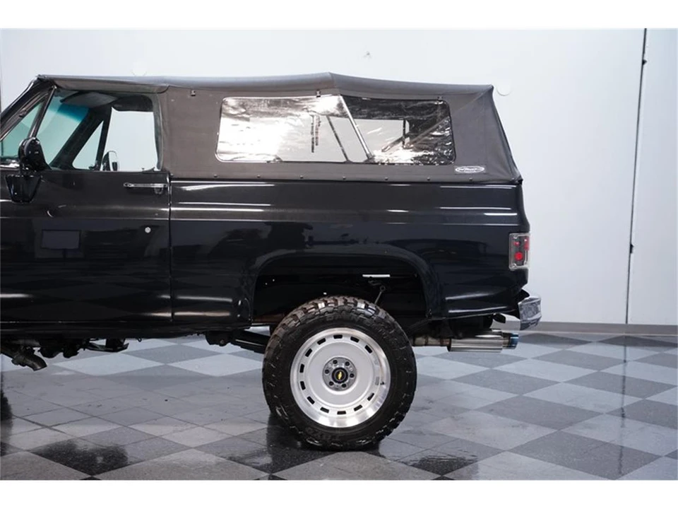 1975 Chevrolet K5 Blazer 2nd Gen - Image 20 of 31