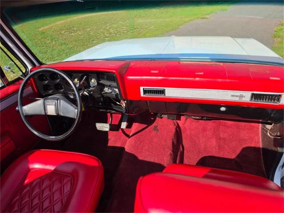 1975 Chevrolet K5 Blazer 2nd Gen - Image 30 of 31