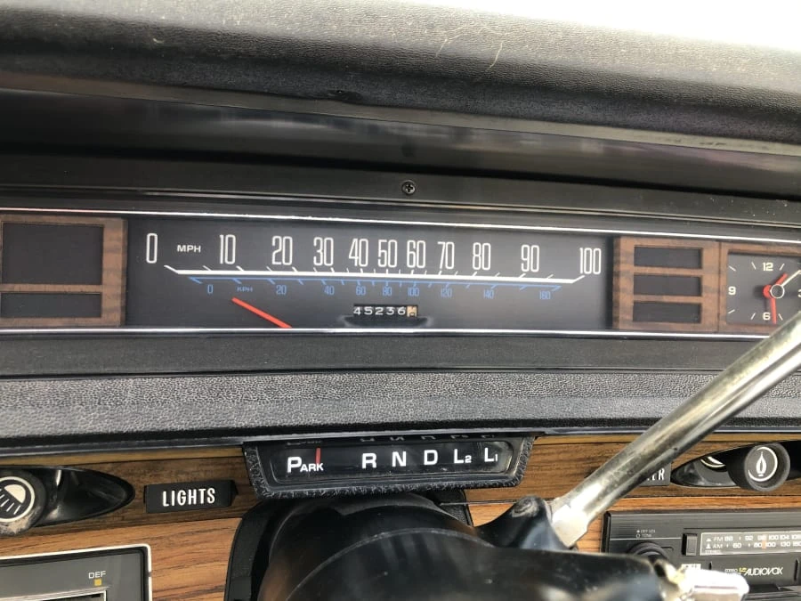 1975 Chevrolet Caprice - Image 4 of 12