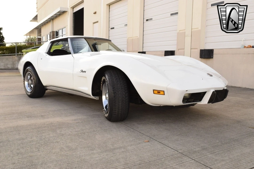 1975 Chevrolet Corvette C3 - Image 9 of 12
