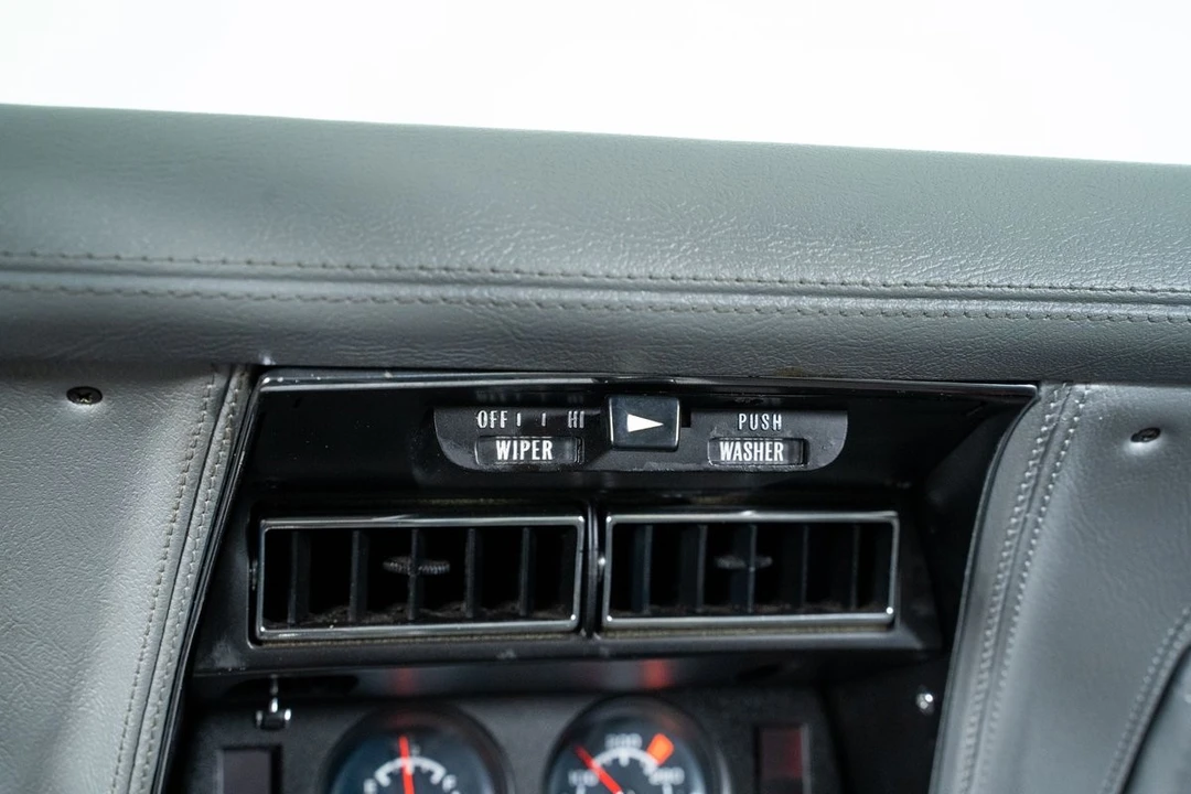 1975 Chevrolet Corvette C3 - Image 29 of 31