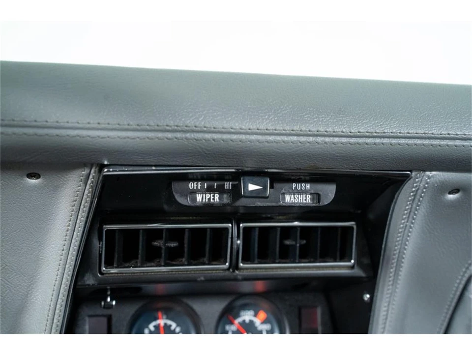 1975 Chevrolet Corvette C3 - Image 28 of 31