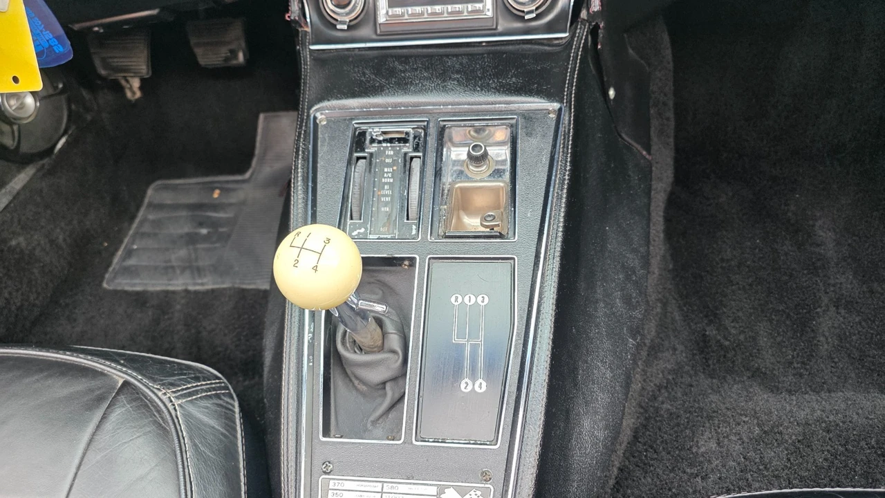 1975 Chevrolet Corvette C3 - Image 14 of 21