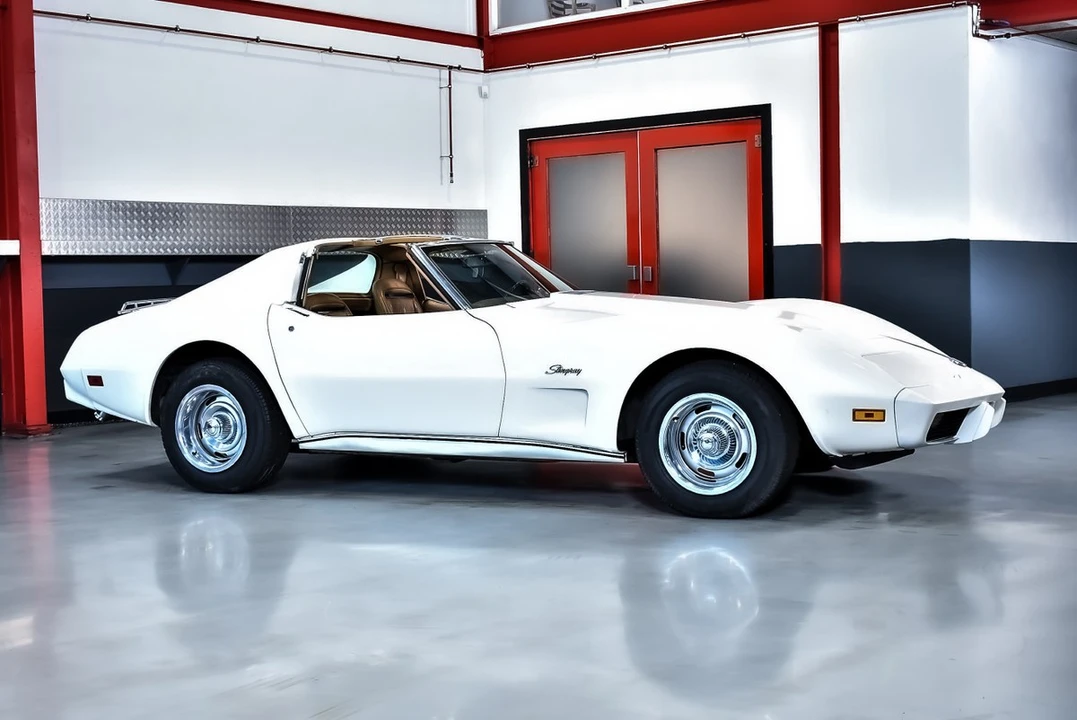 1975 Chevrolet Corvette C3 - Image 15 of 30