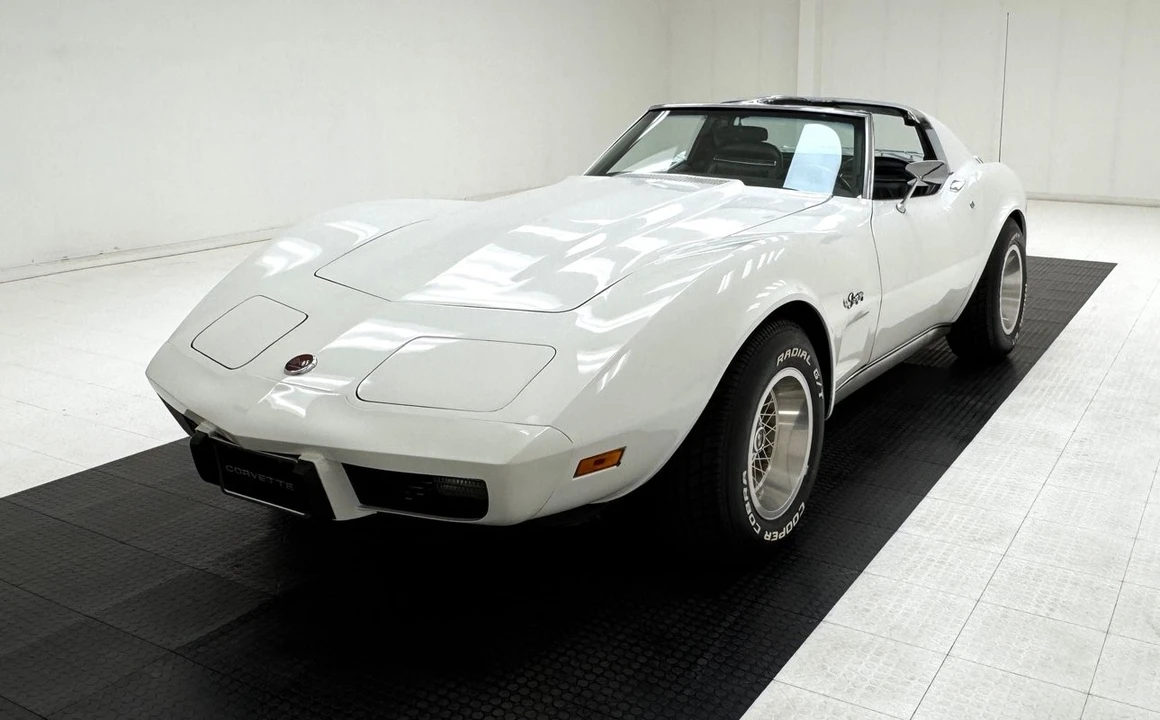 1975 Chevrolet Corvette C3 - Image 2 of 31