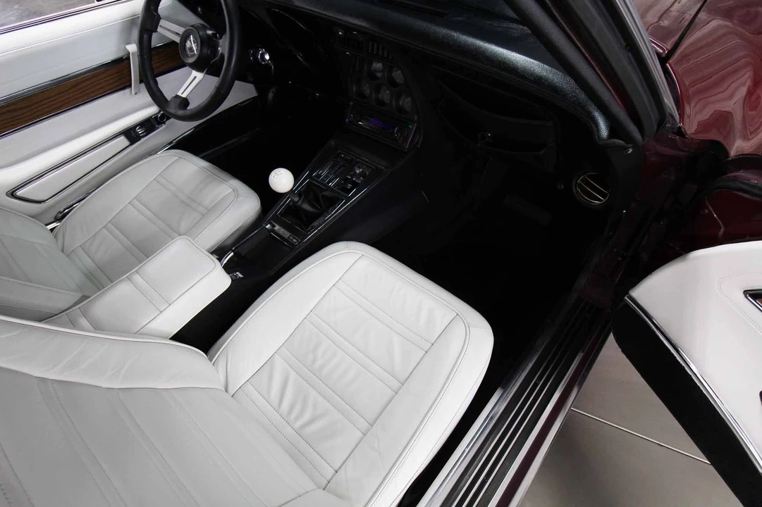 1975 Chevrolet Corvette C3 - Image 18 of 31