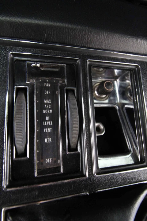 1975 Chevrolet Corvette C3 - Image 24 of 31