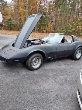 1975 Chevrolet Corvette Stingray Coupe 2D