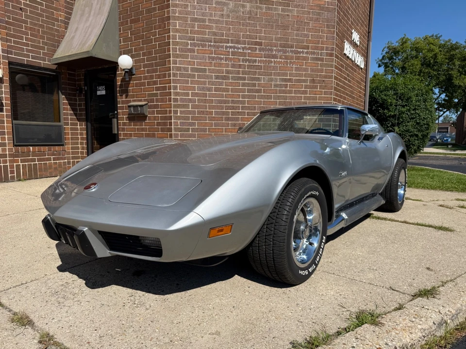 1975 Chevrolet Corvette C3 - Image 2 of 31
