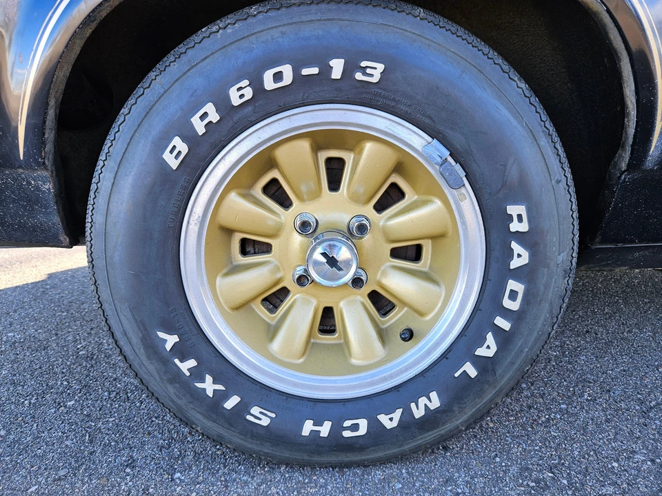 1975 Chevrolet Vega - Image 27 of 31