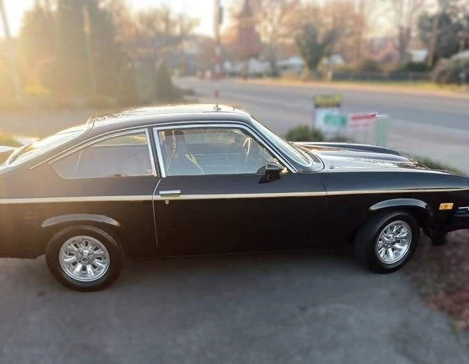 1975 Chevrolet Vega - Image 4 of 11