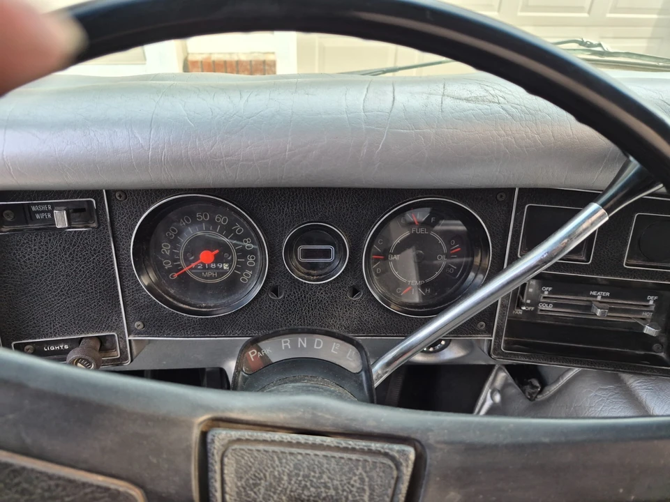 1975 Chevrolet G-Series Van - Image 16 of 21