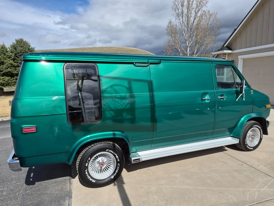 1975 Chevrolet G-Series Van - Image 2 of 21