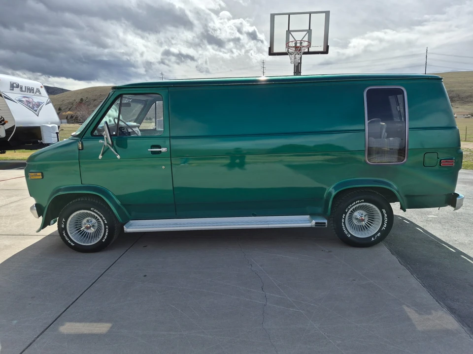 1975 Chevrolet G-Series Van - Image 11 of 21