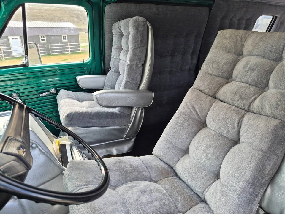 1975 Chevrolet G-Series Van - Image 17 of 21