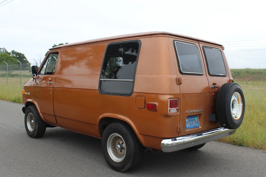 1975 Chevrolet G-Series Van - Image 27 of 28