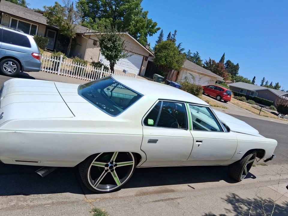 1975 Chevrolet Impala 5th Gen - Image 2 of 8
