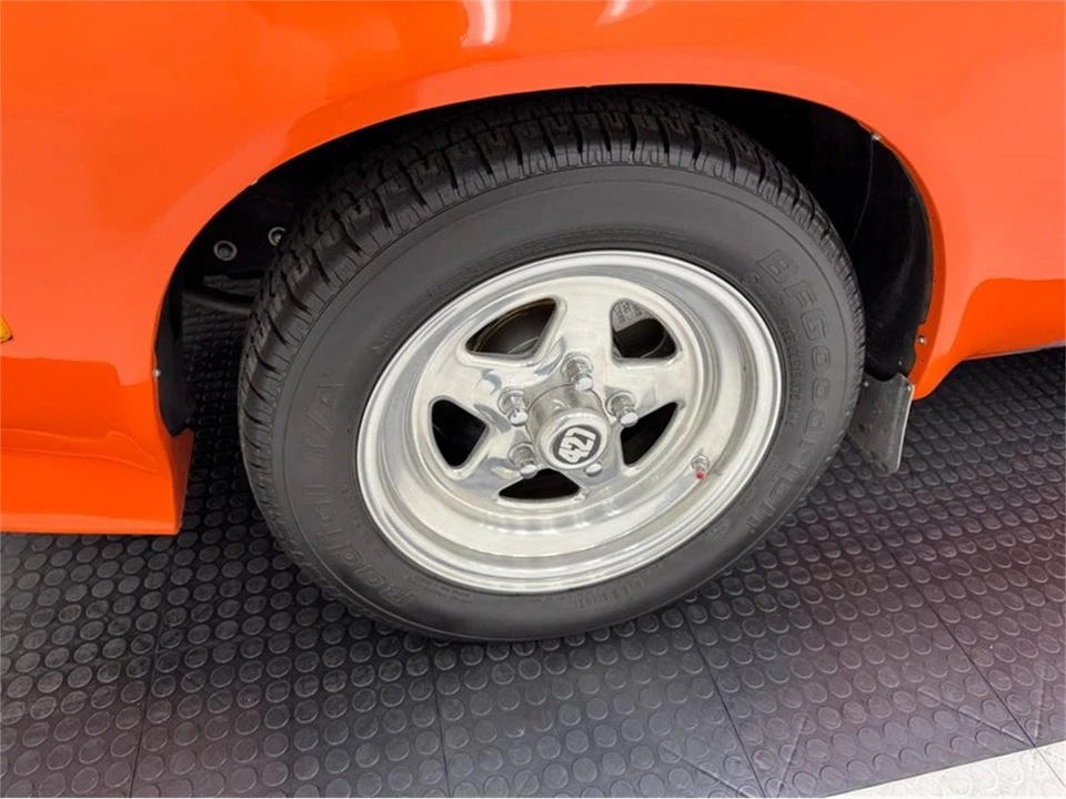 1975 Chevrolet Vega - Image 14 of 31
