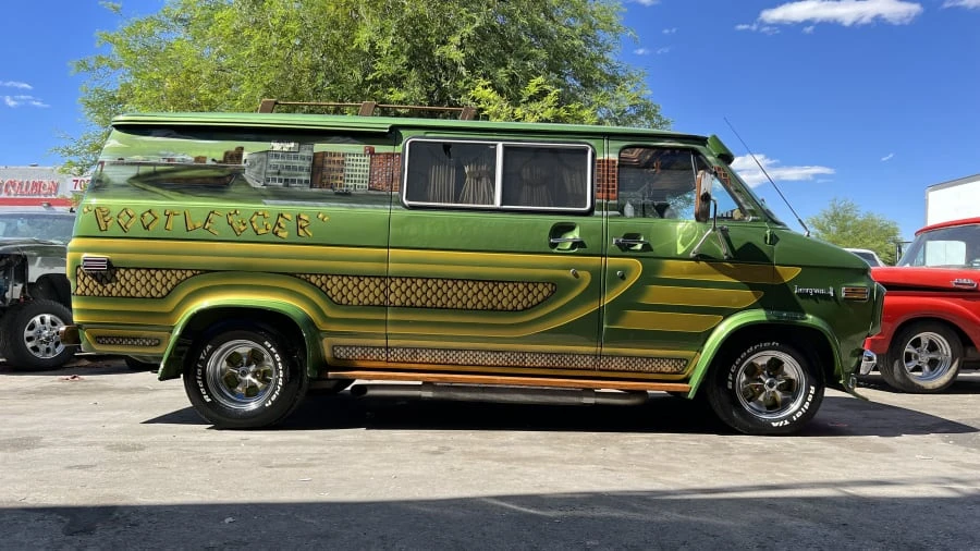 1975 Chevrolet G-Series Van - Image 2 of 31