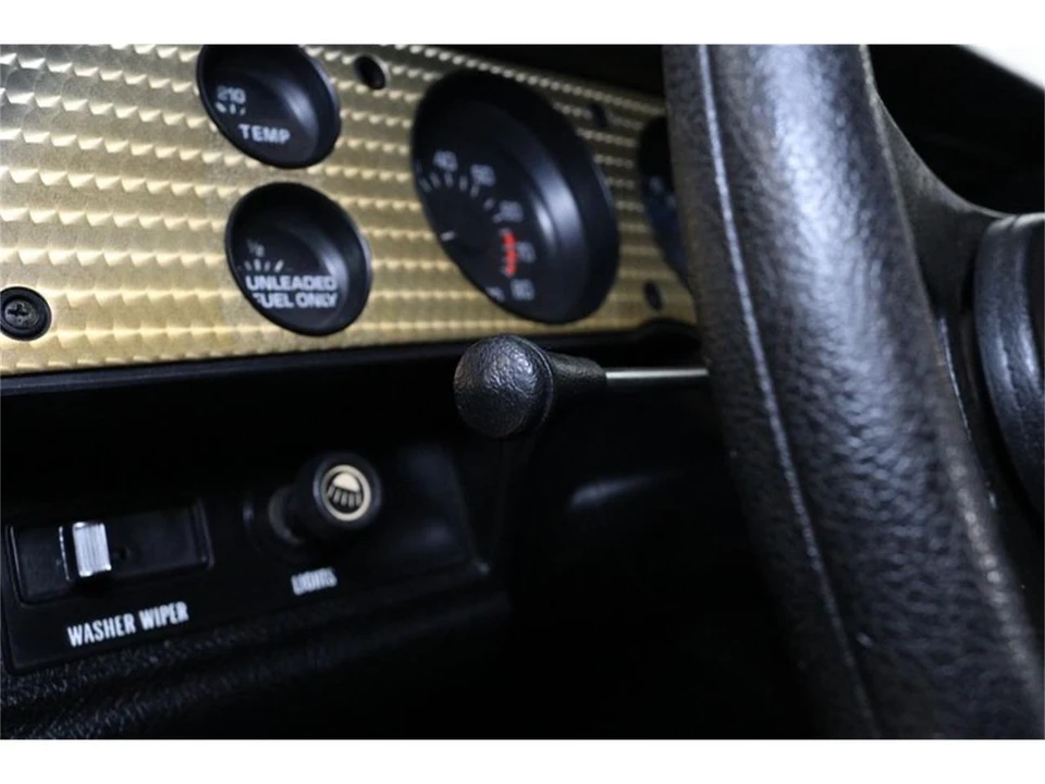 1975 Chevrolet Vega - Image 27 of 31
