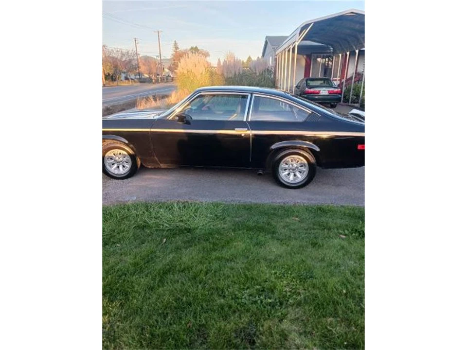 1975 Chevrolet Vega - Image 8 of 12